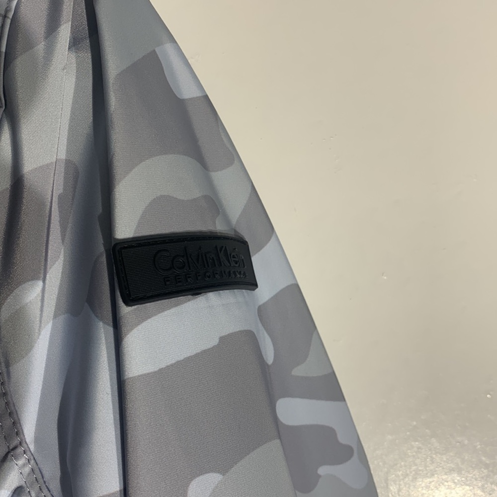 Calvin Klein Performance Como Gray Wind Breaker R… - image 5